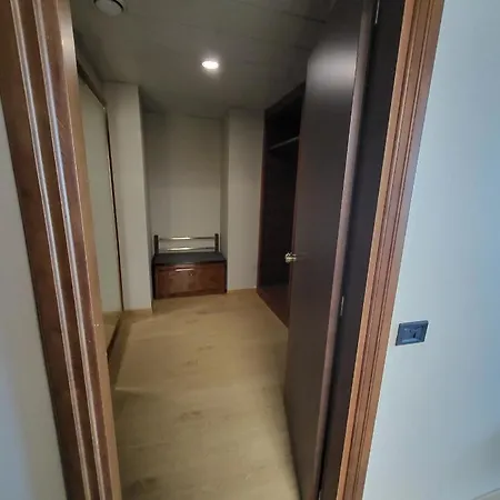 فندق ومركز مؤتمرات تاور مطار جينوفا 4*